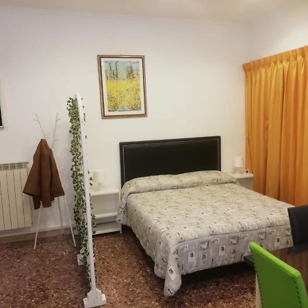 Apartment Urbino 33 Рим Экстерьер фото