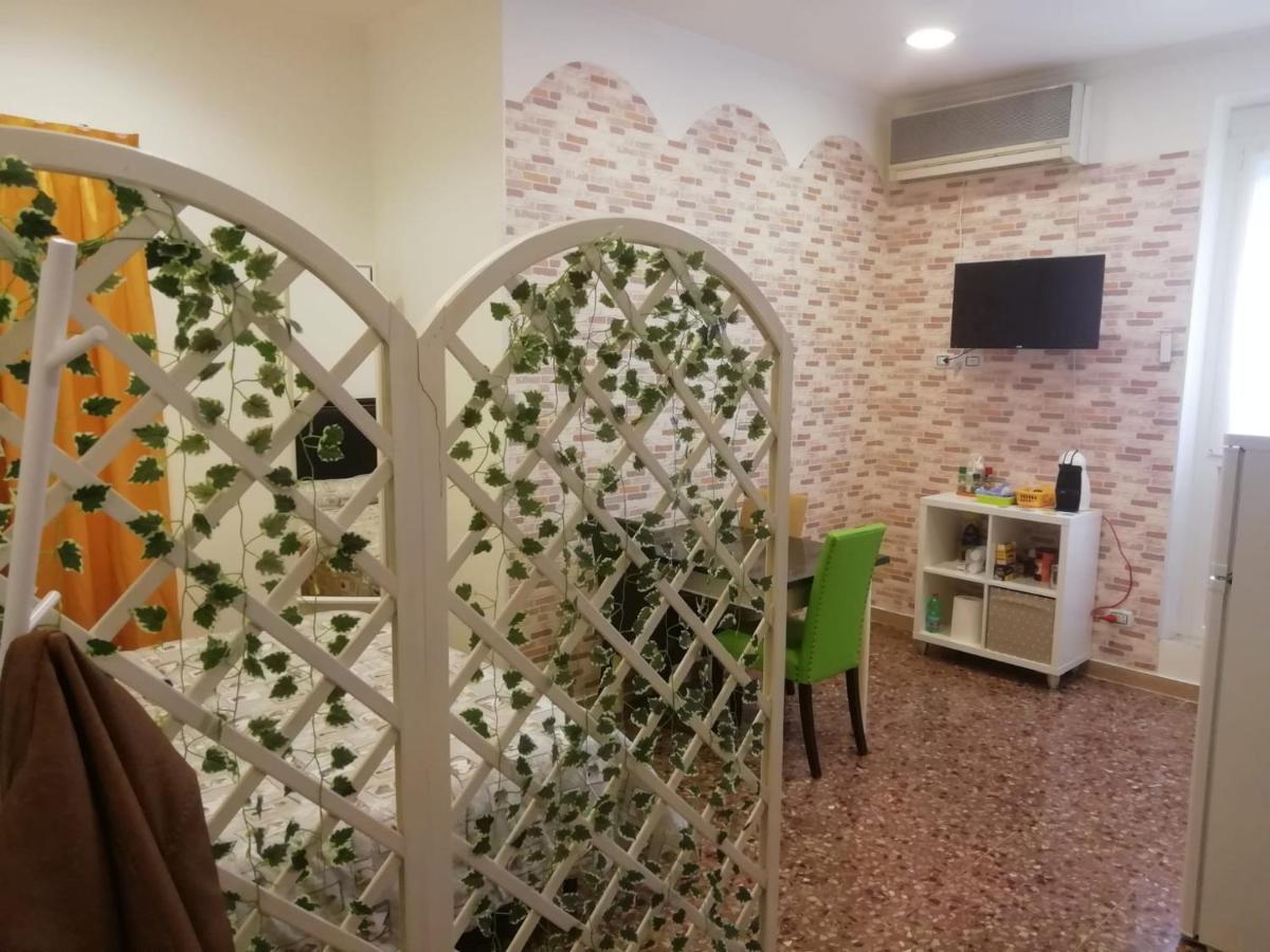 Apartment Urbino 33 Рим Экстерьер фото