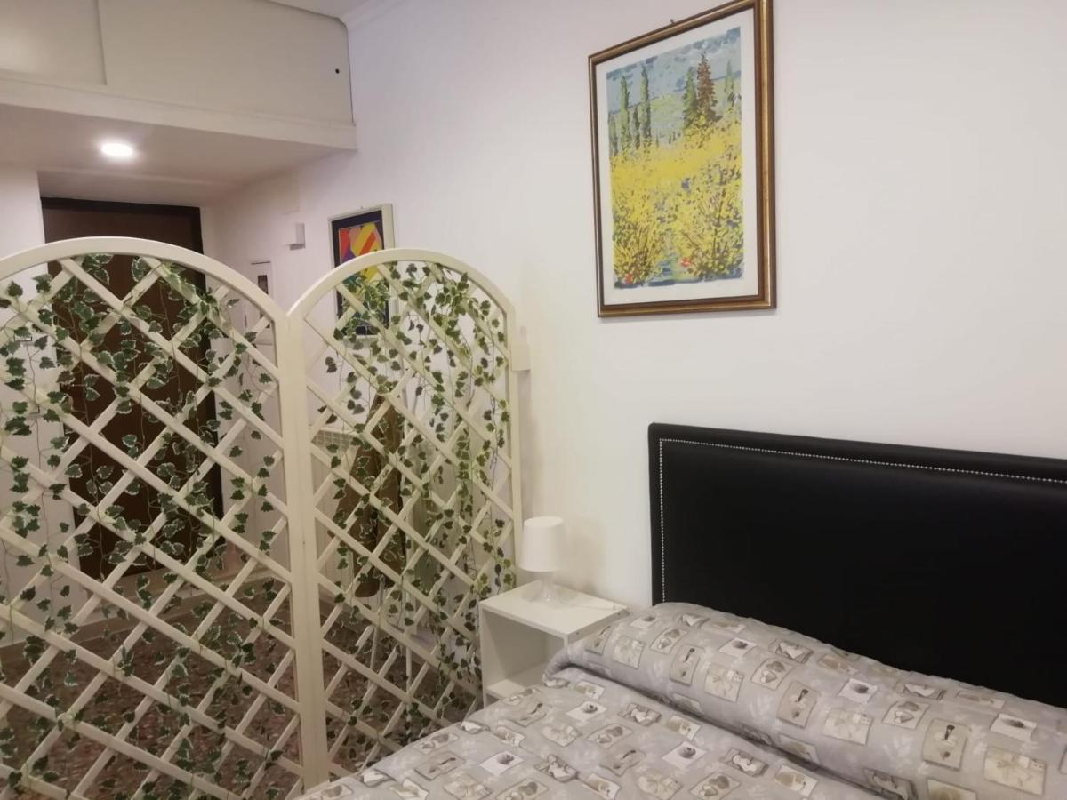 Apartment Urbino 33 Рим Экстерьер фото